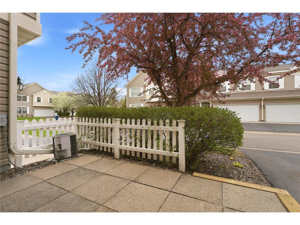 18902 96th Place N Maple Grove MN 55311 7069564 image4