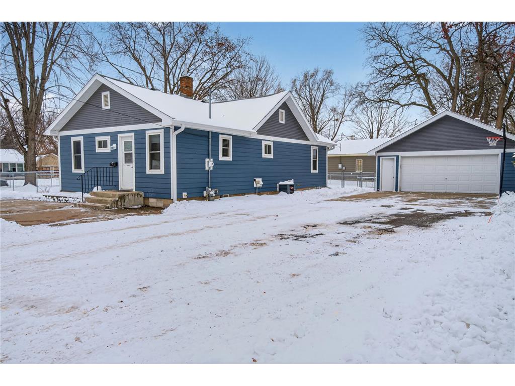 1891 4th Street White Bear Lake MN 55110 7035286 image1