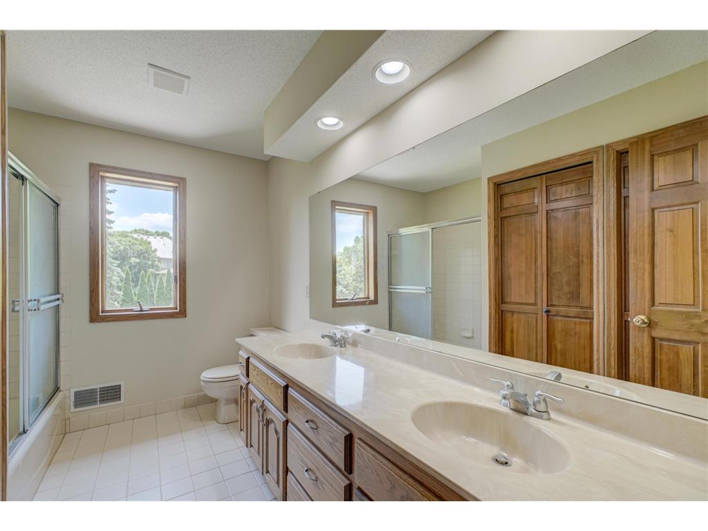 18925 26th Avenue N Plymouth MN 55447 7084933 image30