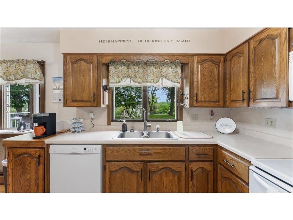 18945 Agent Drive Sauk Centre MN 56378 - Fairy 7072062 image9