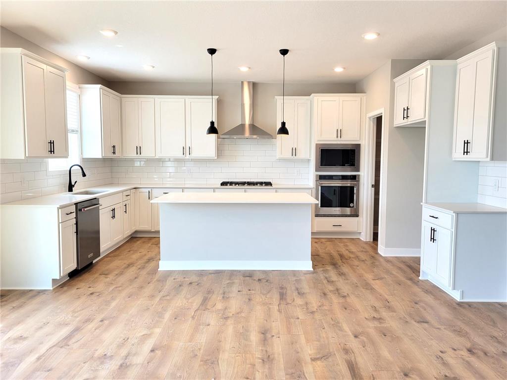 1895 Marsh View Terrace Shakopee MN 55379 7007660 image2