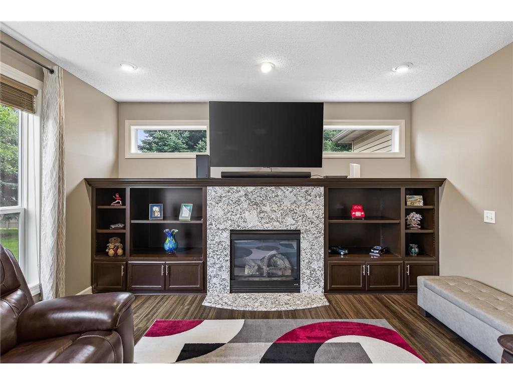 1895 Omega Drive Shakopee MN 55379 6818382 image18