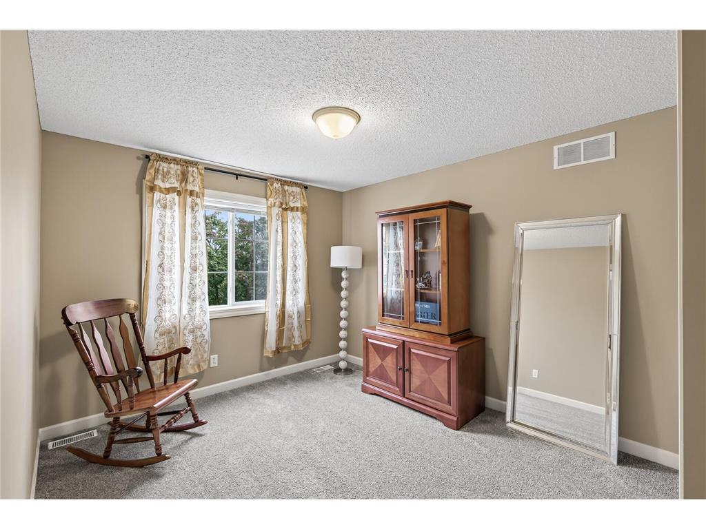 1895 Omega Drive Shakopee MN 55379 6818382 image26