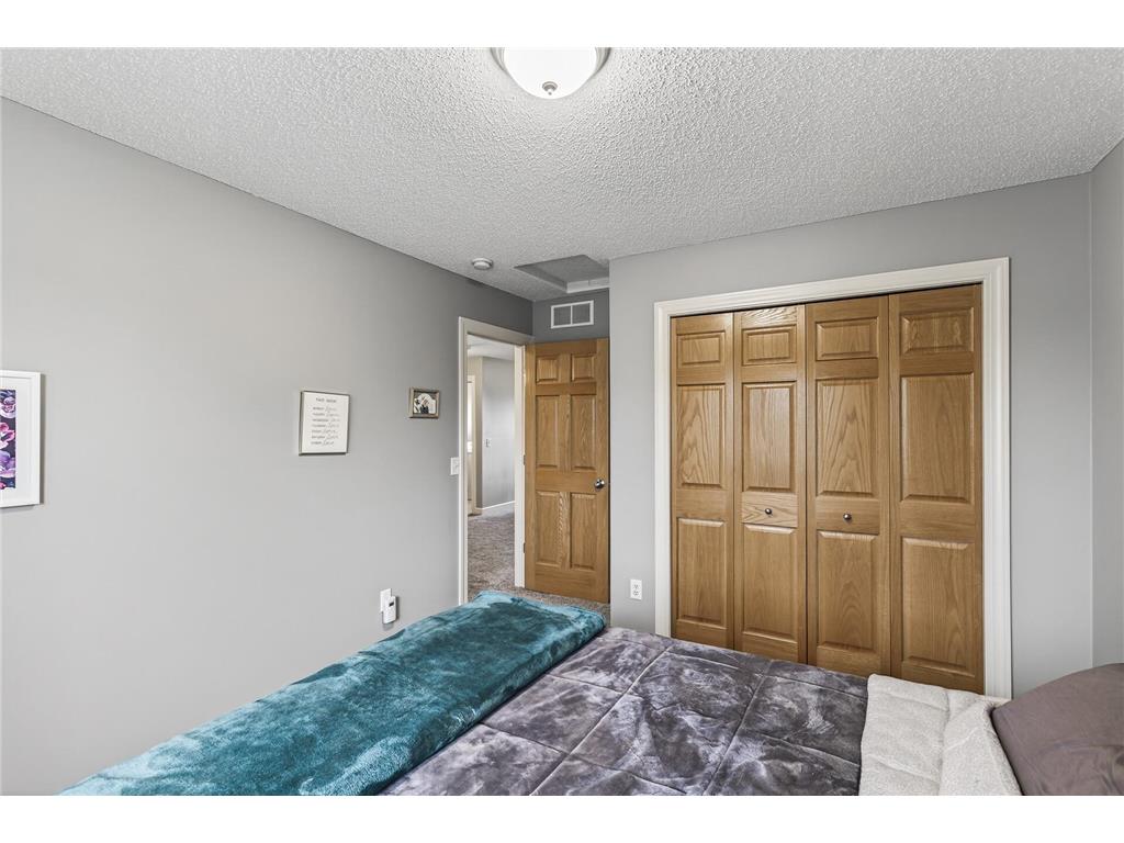 1895 Omega Drive Shakopee MN 55379 6818382 image31