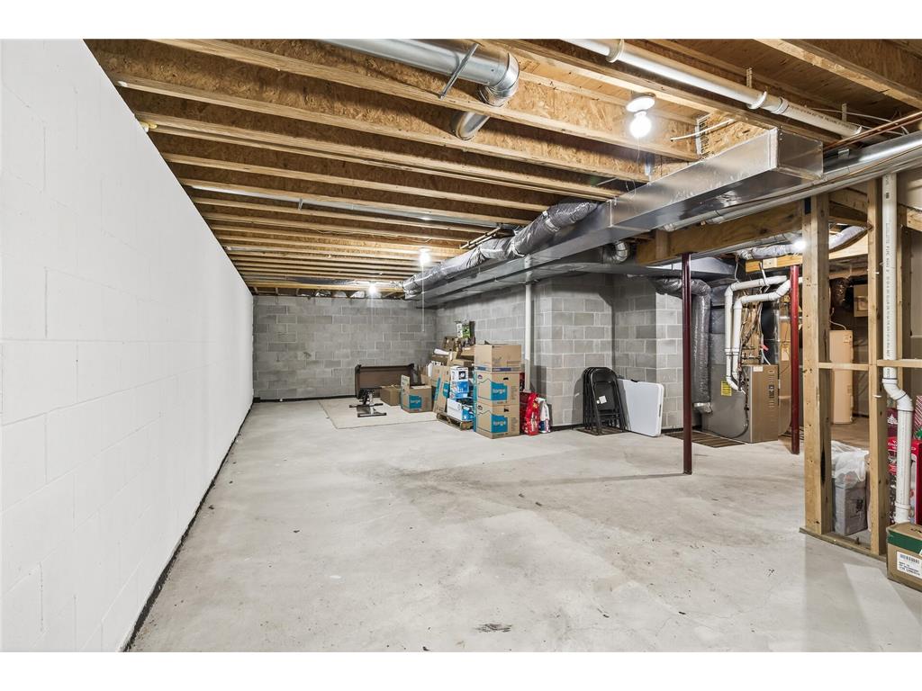 1895 Omega Drive Shakopee MN 55379 6818382 image36