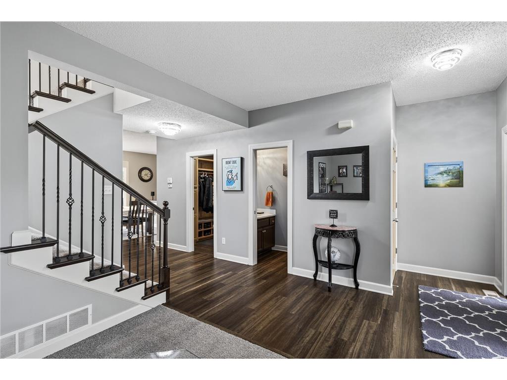 1895 Omega Drive Shakopee MN 55379 6818382 image9