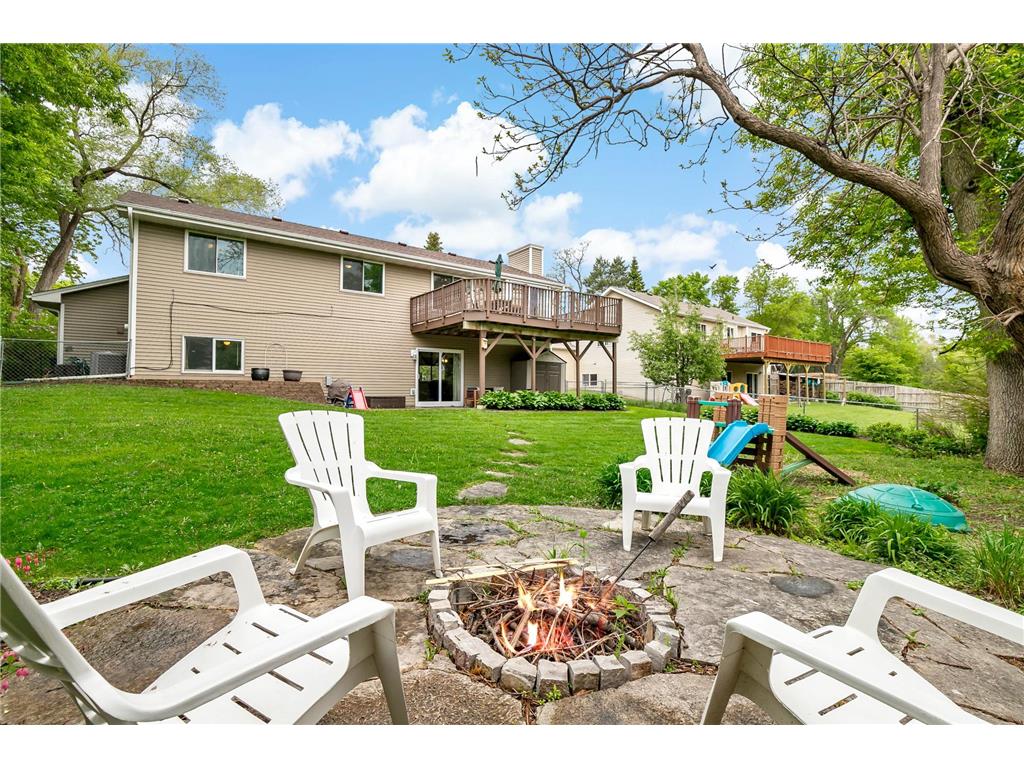 1896 Adele Street Maplewood MN 55109 7085027 image10
