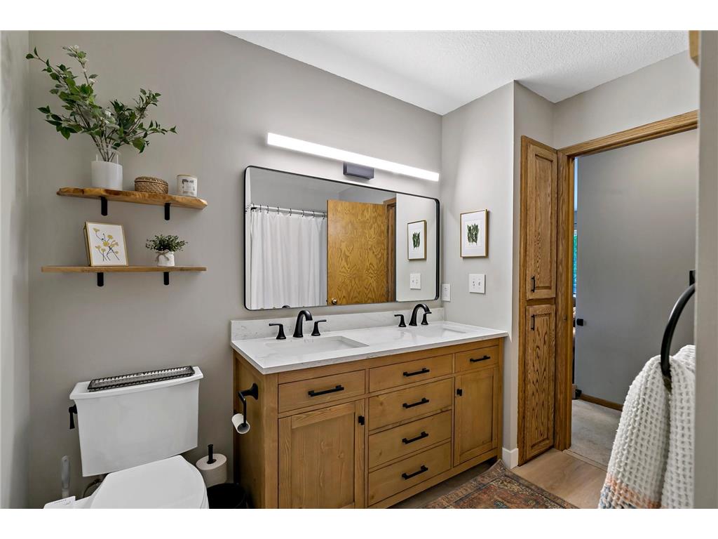 1896 Adele Street Maplewood MN 55109 7085027 image27