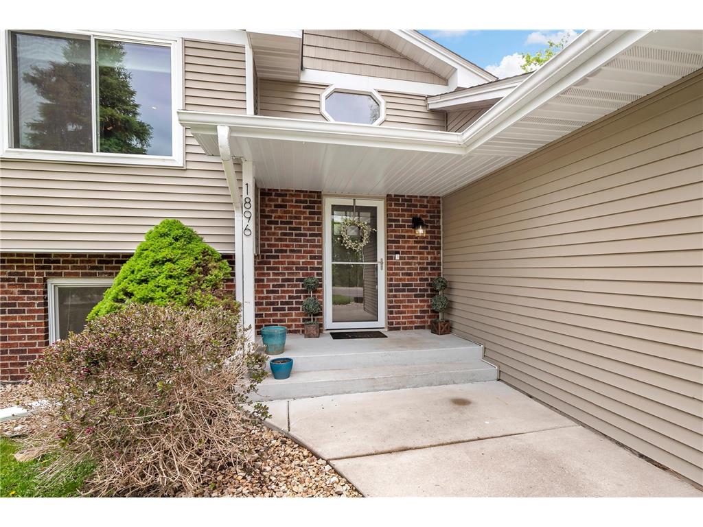 1896 Adele Street Maplewood MN 55109 7085027 image4