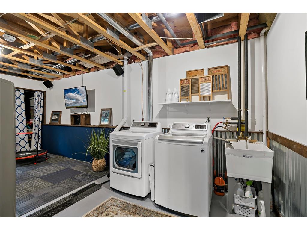 1896 Adele Street Maplewood MN 55109 7085027 image43