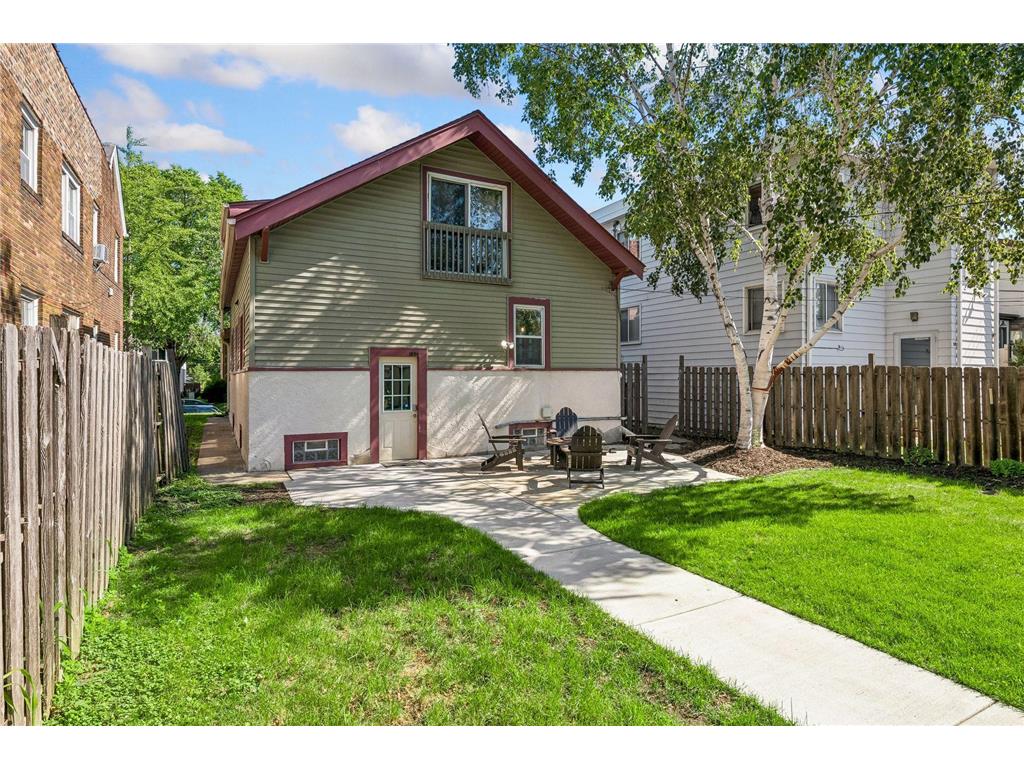 1896 Grand Avenue Saint Paul MN 55105 7060391 image40