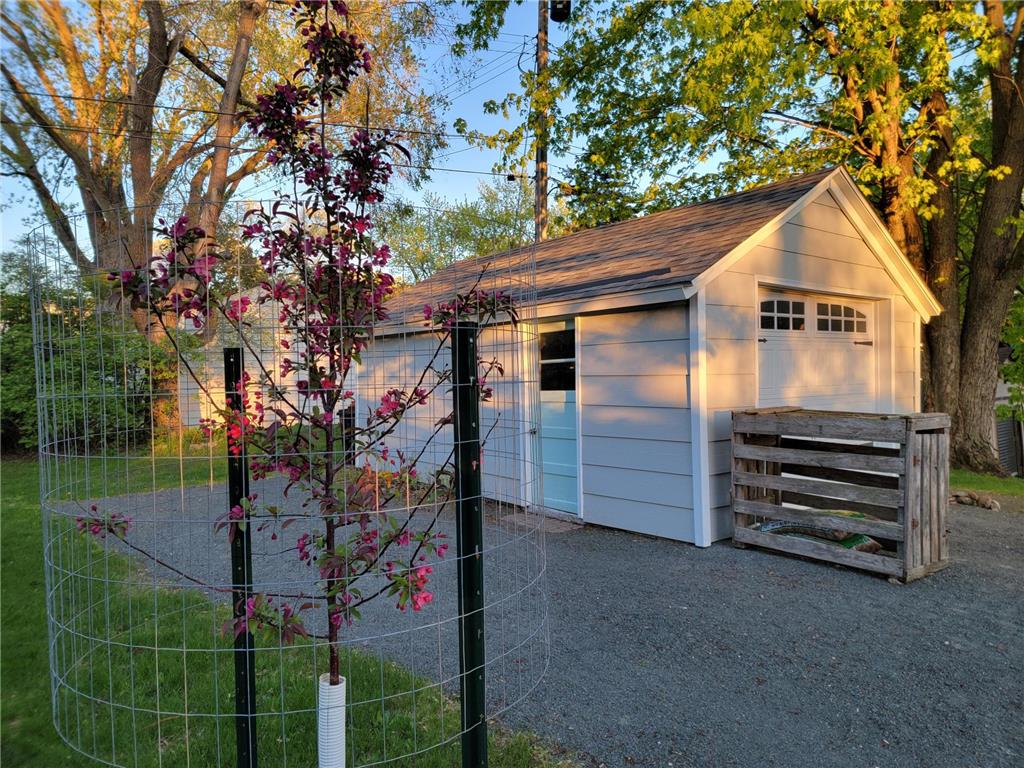 1896 Walter Street Maplewood MN 55109 7074582 image19