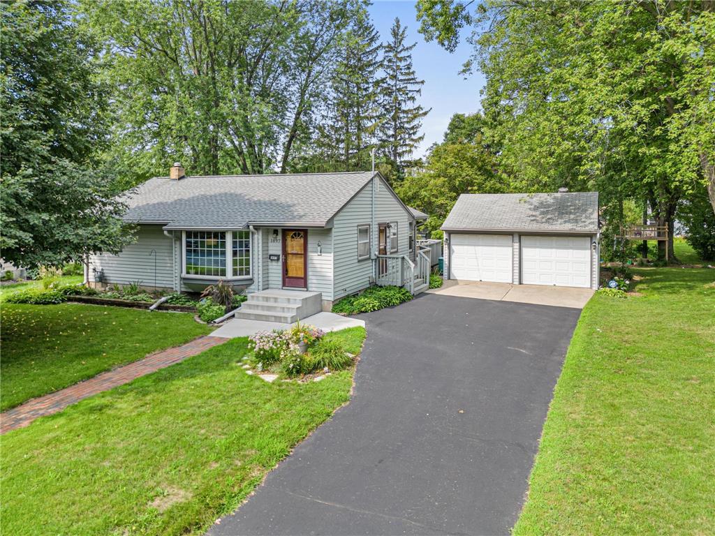 1897 Aglen Street Roseville MN 55113 6406041 image1