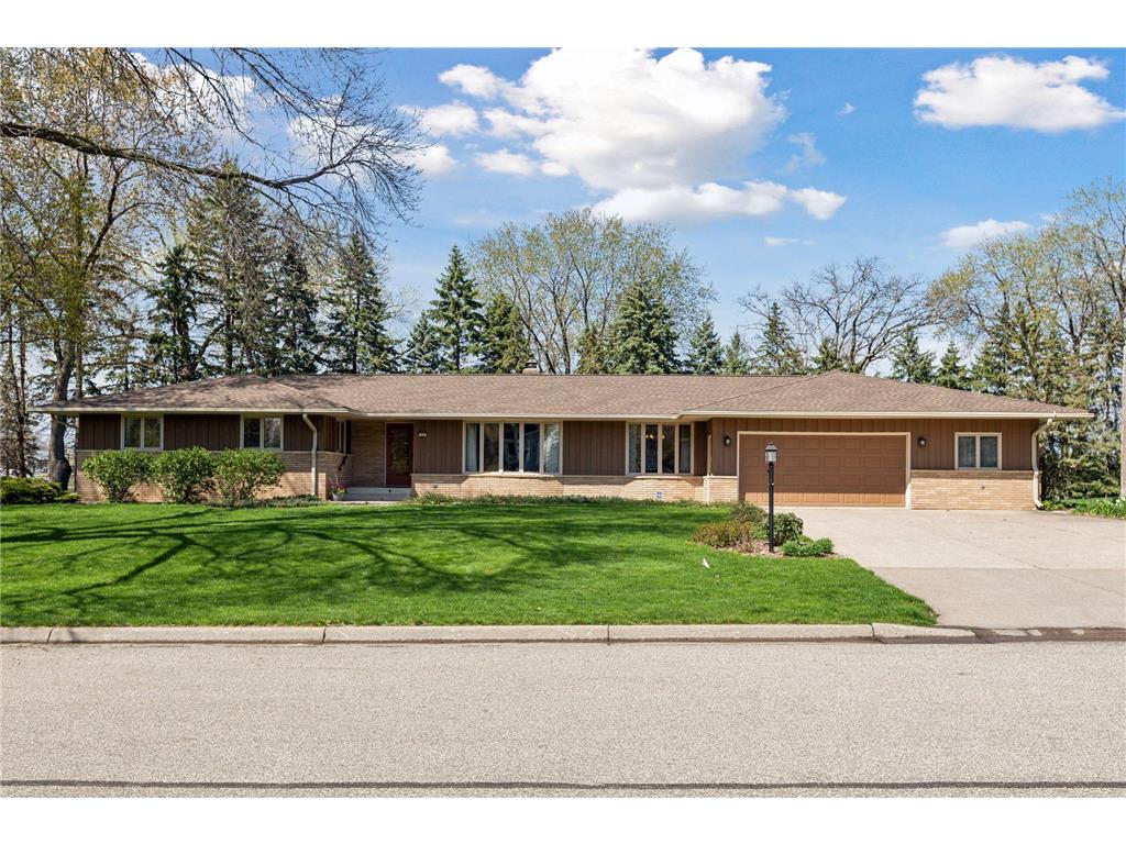 1897 Gluek Lane Roseville MN 55113 6479907 image1