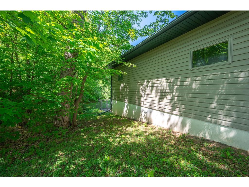 1898 60th Avenue Alden Twp WI 54020 - Big Lake 7079514 image95