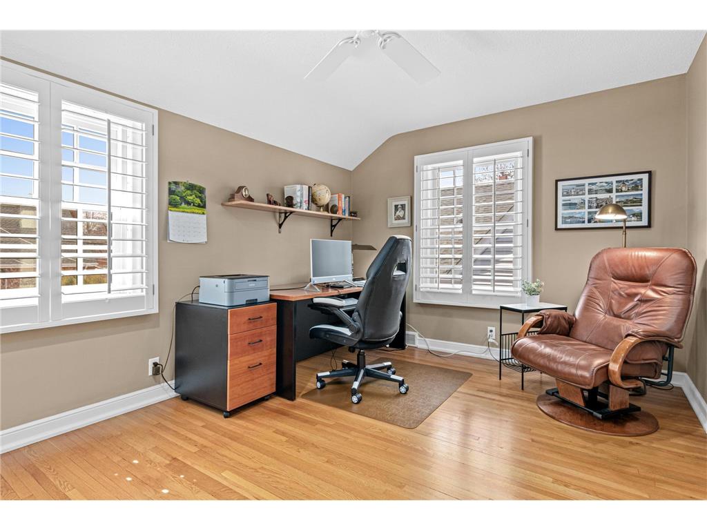 1898 Pinehurst Avenue Saint Paul MN 55116 7048709 image16