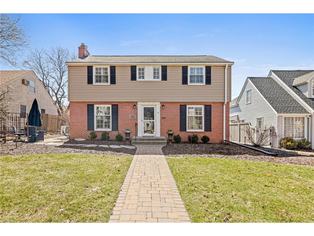 1898 Pinehurst Avenue Saint Paul MN 55116 7048709 image24