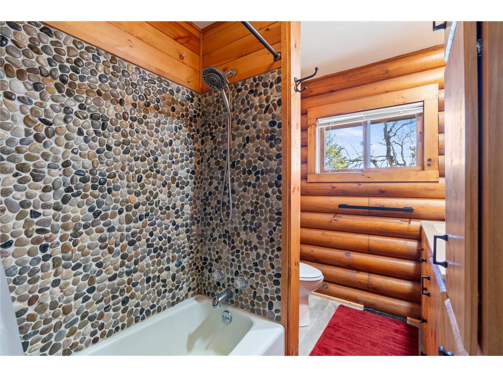 18986 Captive Lake Road Garrison MN 56450 - Brown 7054855 image11