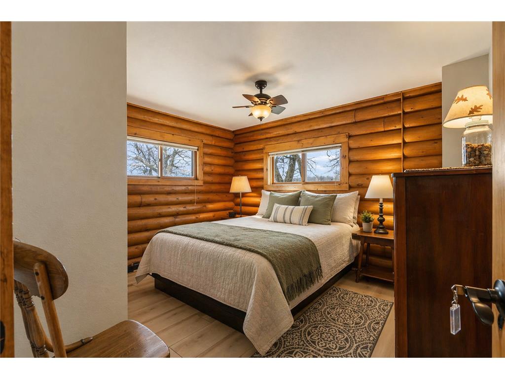 18986 Captive Lake Road Garrison MN 56450 - Brown 7054855 image13