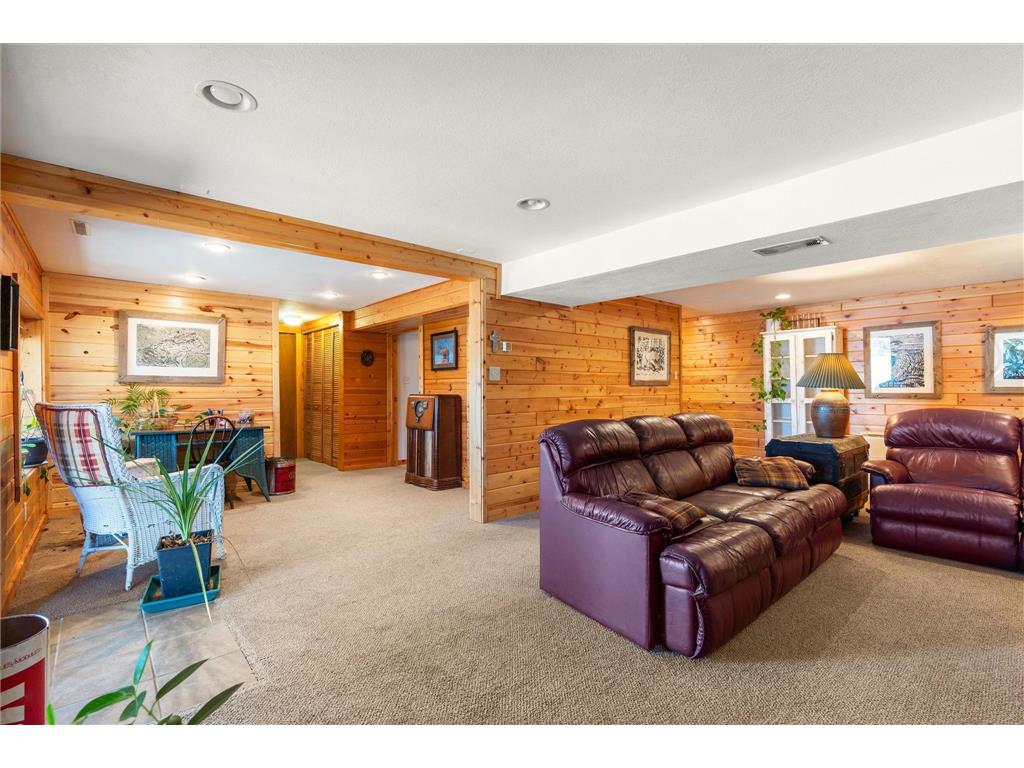 18986 Captive Lake Road Garrison MN 56450 - Brown 7054855 image19