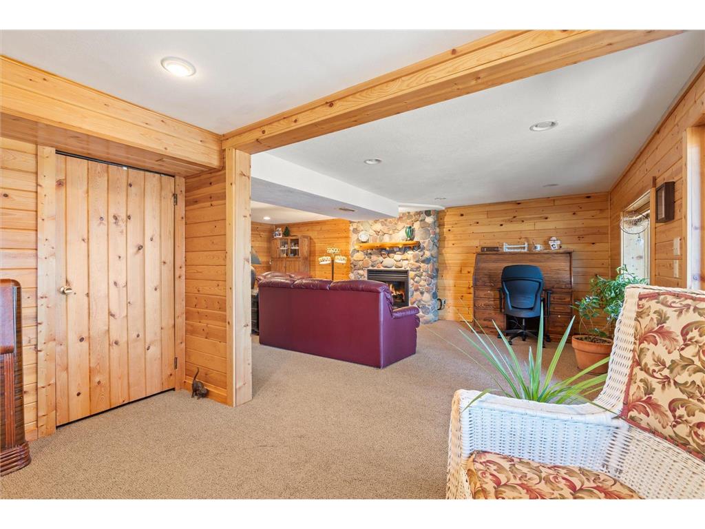 18986 Captive Lake Road Garrison MN 56450 - Brown 7054855 image21