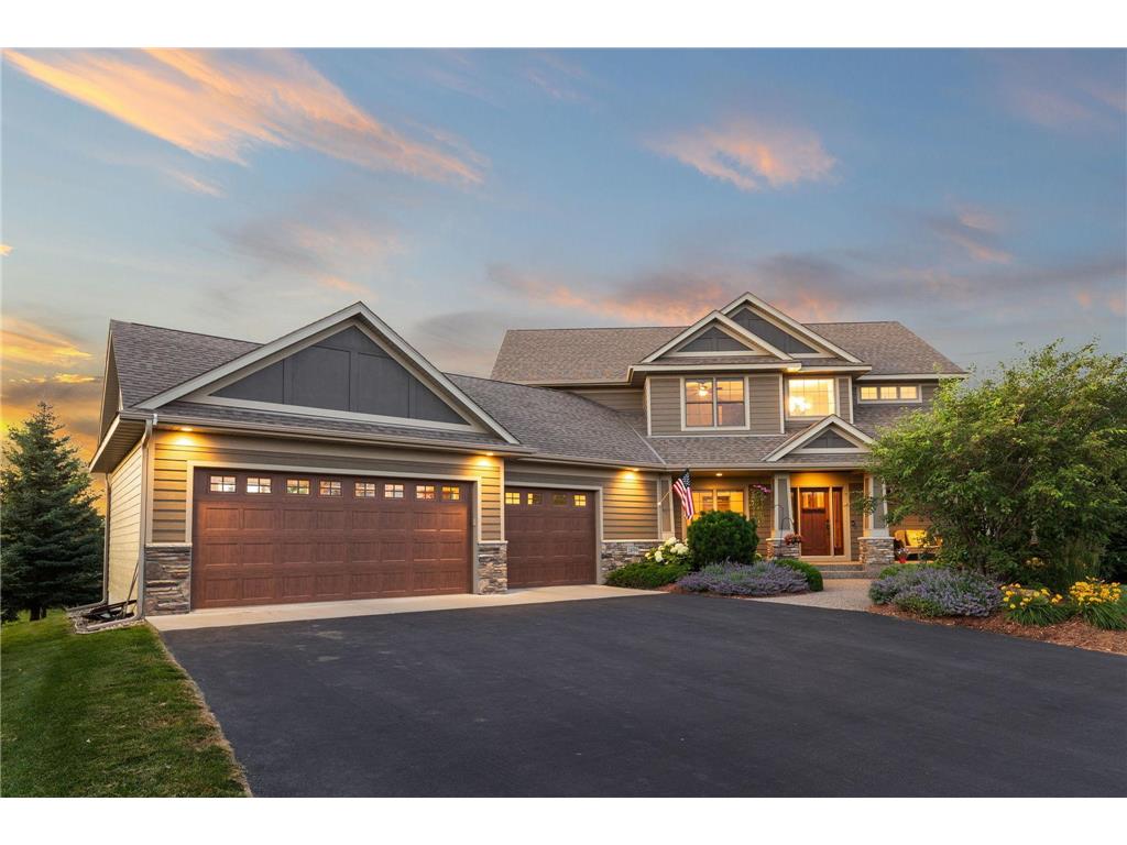 1899 White Oak Drive Chaska MN 55318 6750467 image1