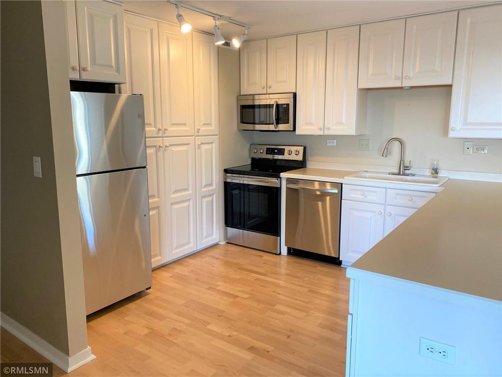 19 1st Street S #B1008 Minneapolis MN 55401 6424743 image1