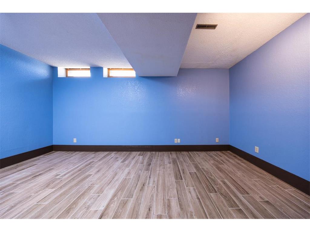 19 2nd Avenue SE Fairfax MN 55332 7062035 image25
