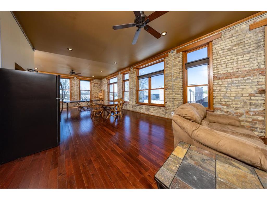 19 2nd Avenue SE Fairfax MN 55332 7062035 image6