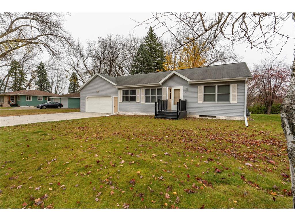19 6th Street NE Pelican Rapids MN 56572 6812868 image1