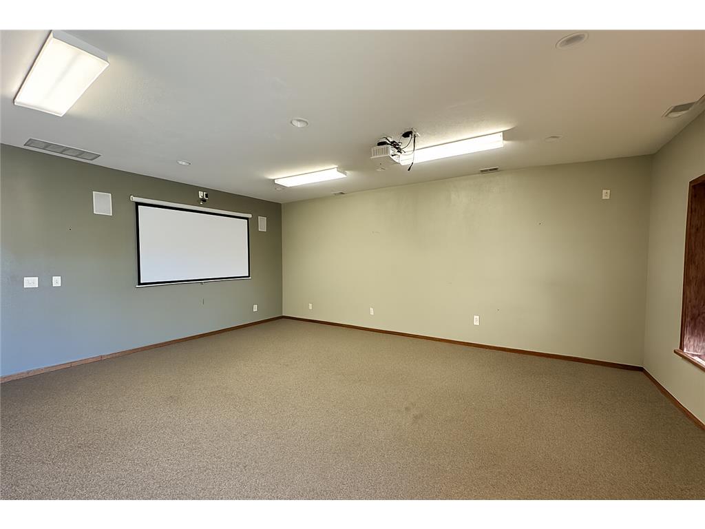 19 Central Avenue S Elbow Lake MN 56531 6813755 image4