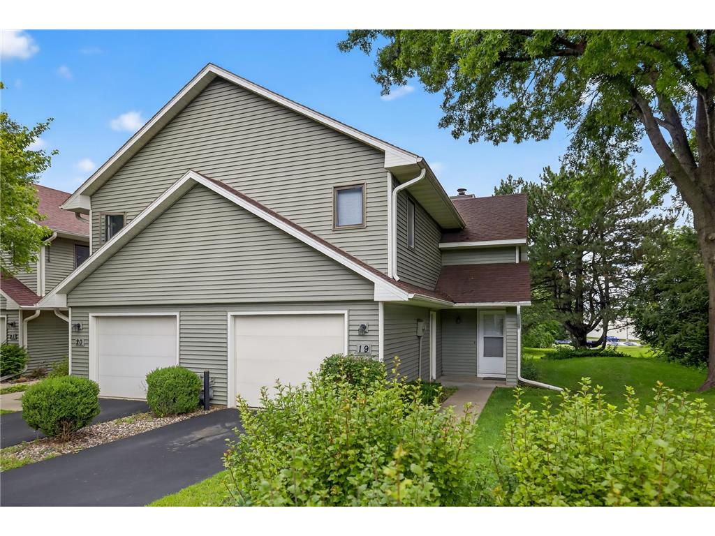 19 Elton Ridge Court NW Rochester MN 55901 6796880 image1
