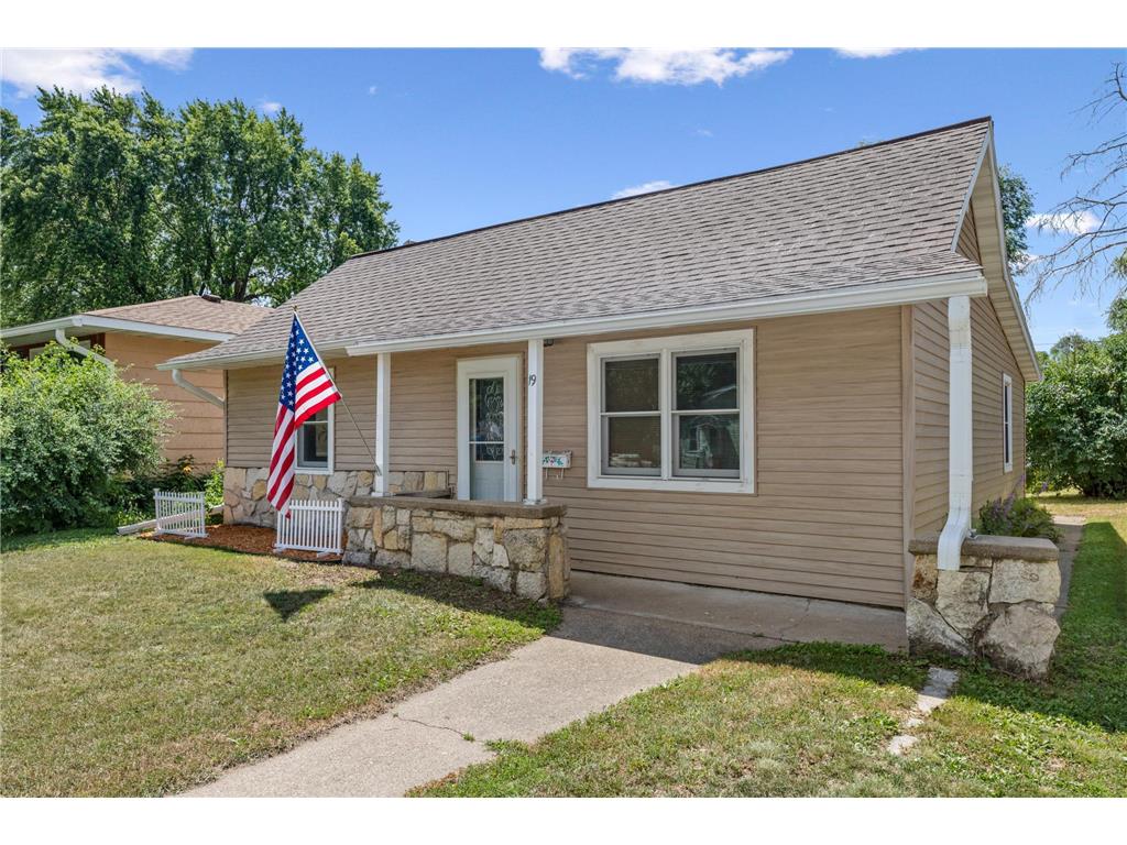 19 Lenox Street Winona MN 55987 6752742 image1