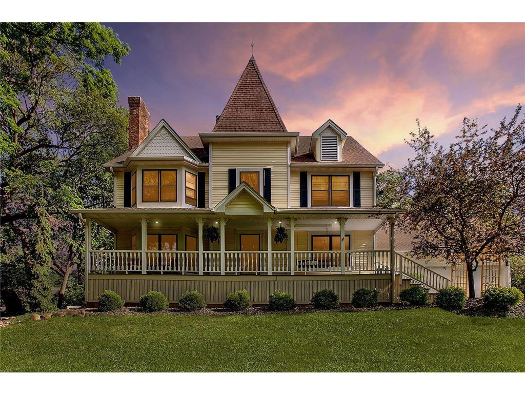 19 Meadow Lane, Dellwood, MN, 55110 MLS 6202111 Edina Realty