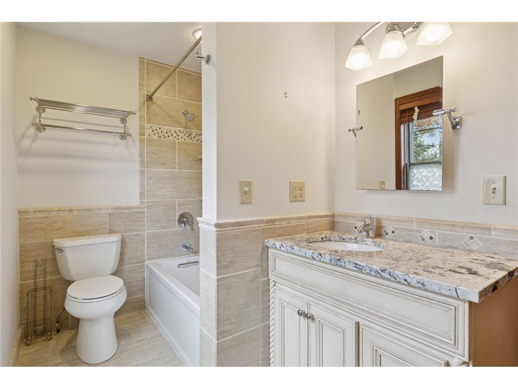 19 Meadow Lane Dellwood MN 55110 6807678 image43