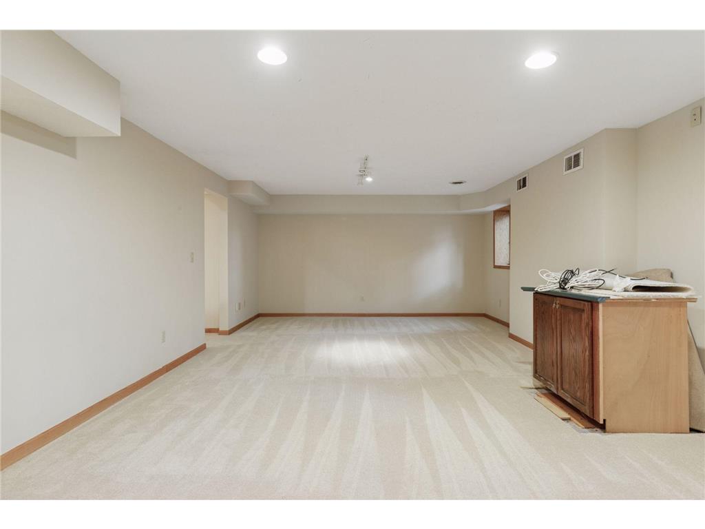 19 Meadow Lane Dellwood MN 55110 6807678 image48