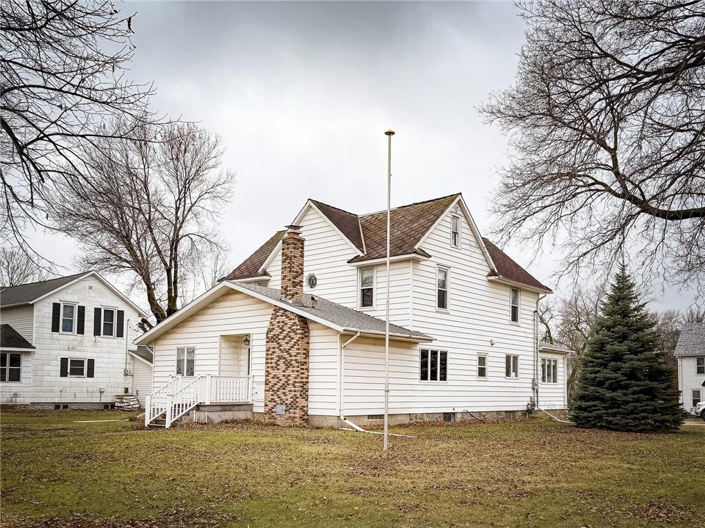 19 N Osborne Street Sherburn MN 56171 6631509 image1