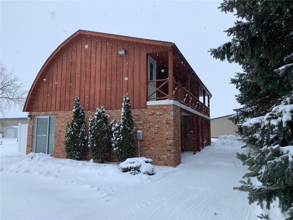 19 Ninth Avenue Minnesota Lake MN 56068 6263789 image1