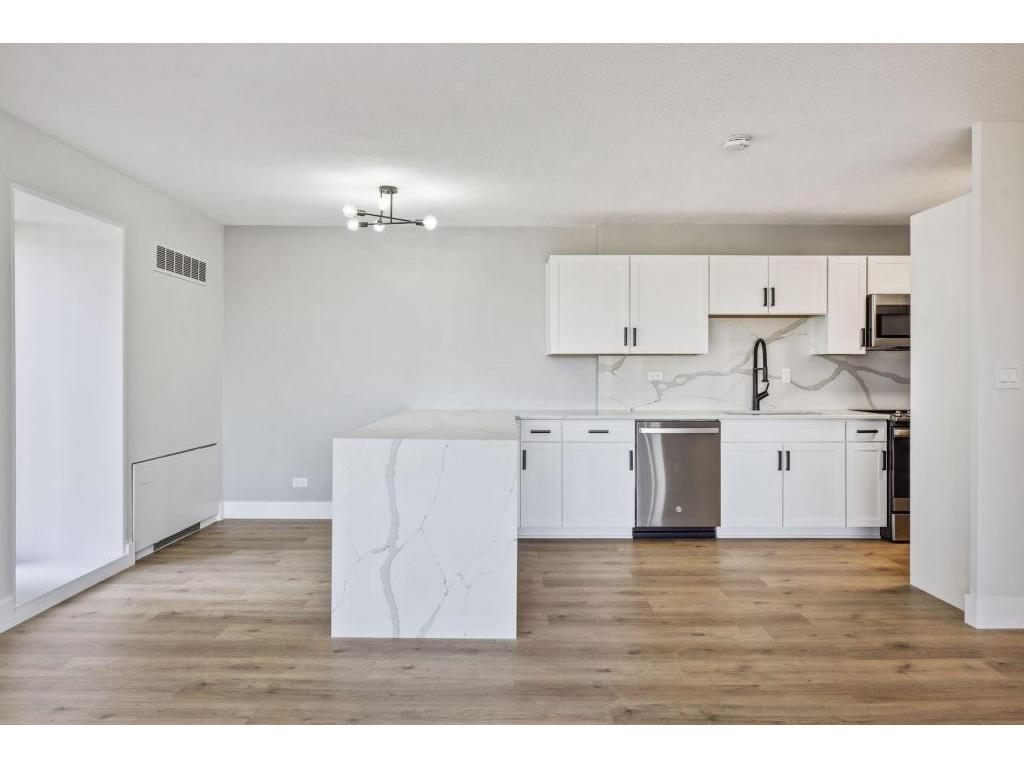 19 S 1st Street #B1002 Minneapolis MN 55401 6415805 image1