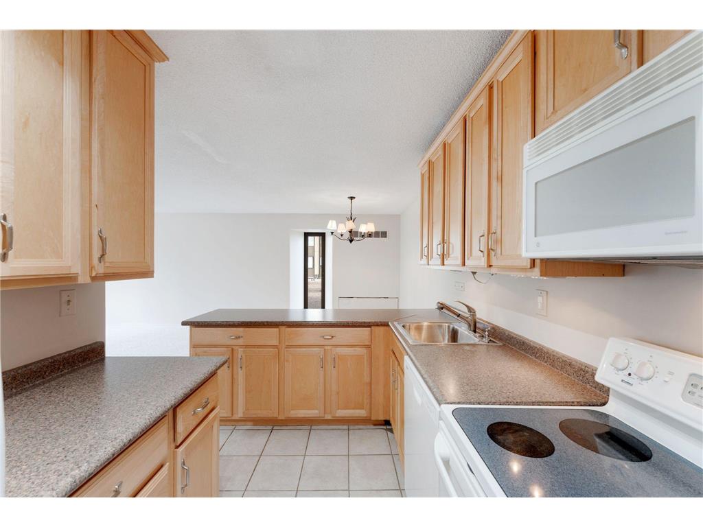19 S 1st Street #B207 Minneapolis MN 55401 6699917 image8