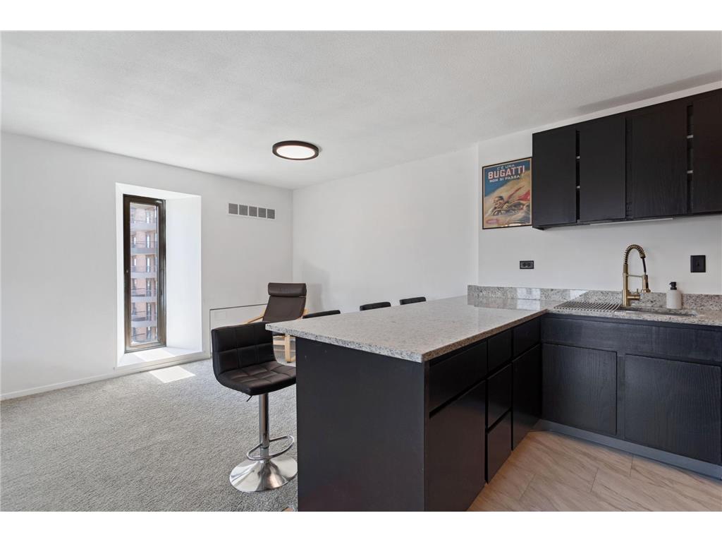 19 S 1st Street #B802 Minneapolis MN 55401 7104899 image5