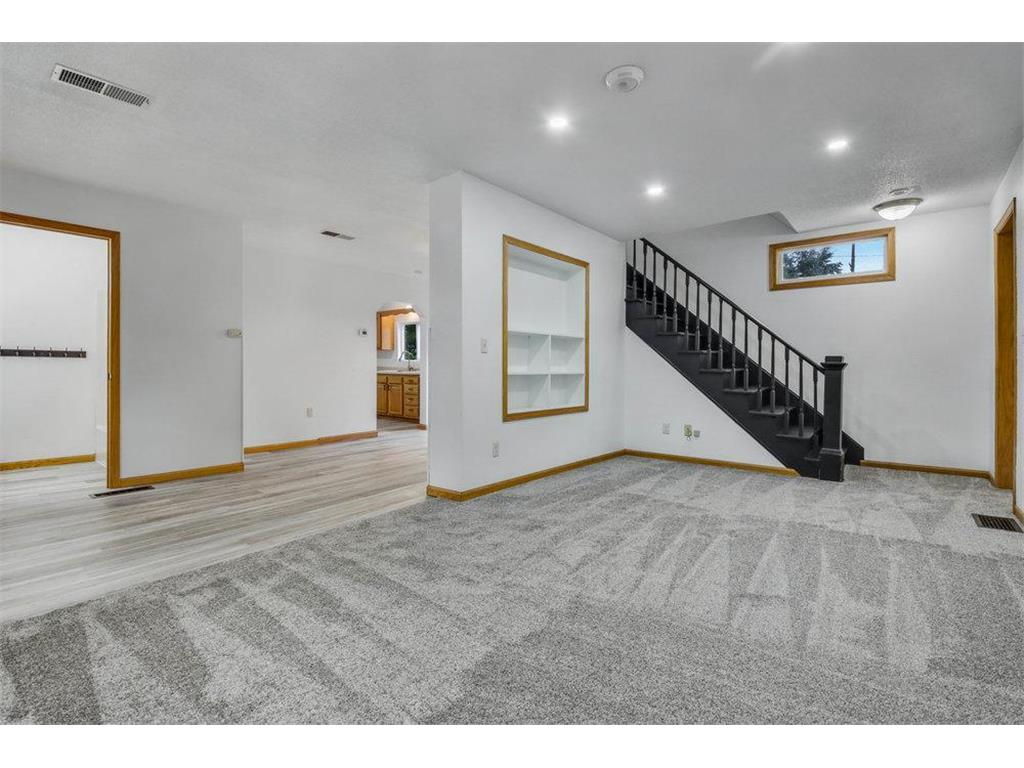 19 W Gates Street Rice Lake WI 54868 6761067 image12