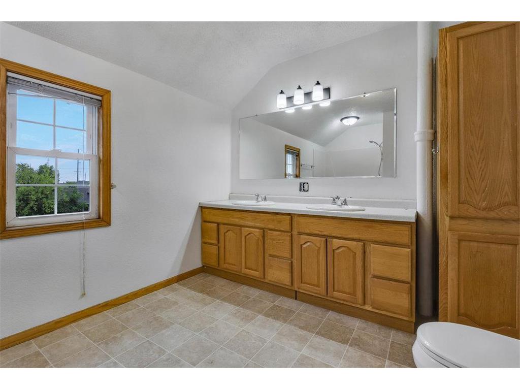 19 W Gates Street Rice Lake WI 54868 6761067 image24