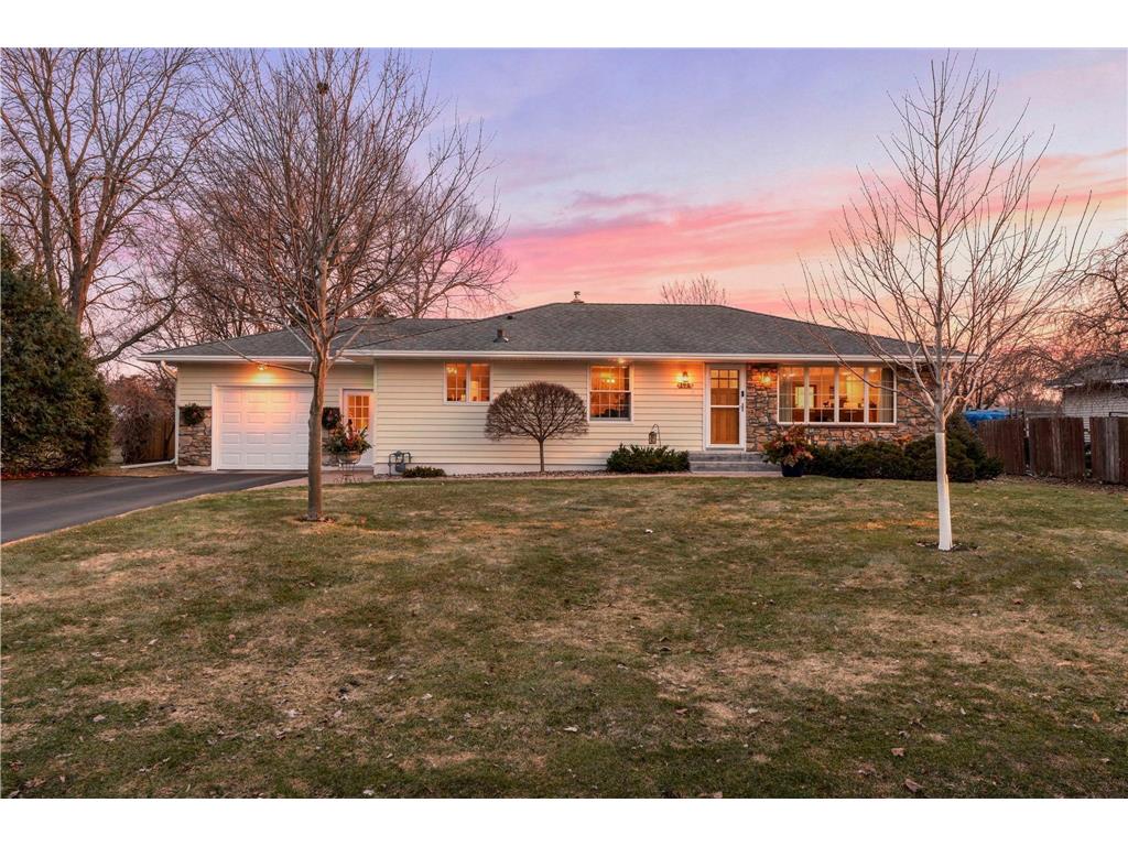 190 Lawrence Street Prescott WI 54021 7034761 image1