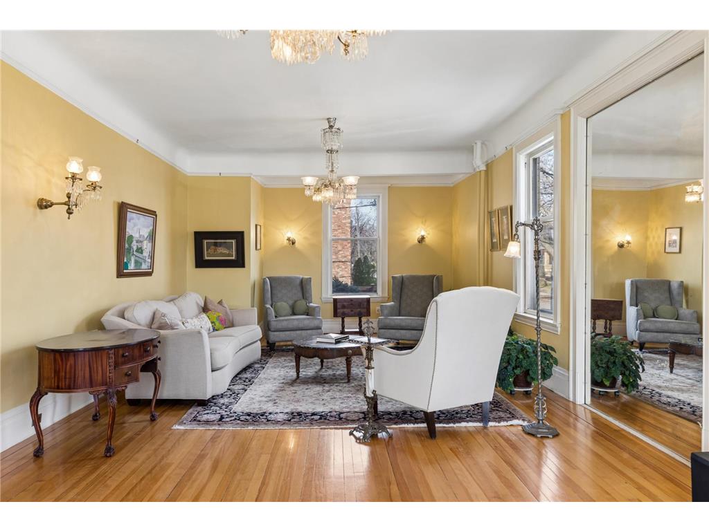 1900 Dupont Avenue S Minneapolis MN 55403 7037590 image11