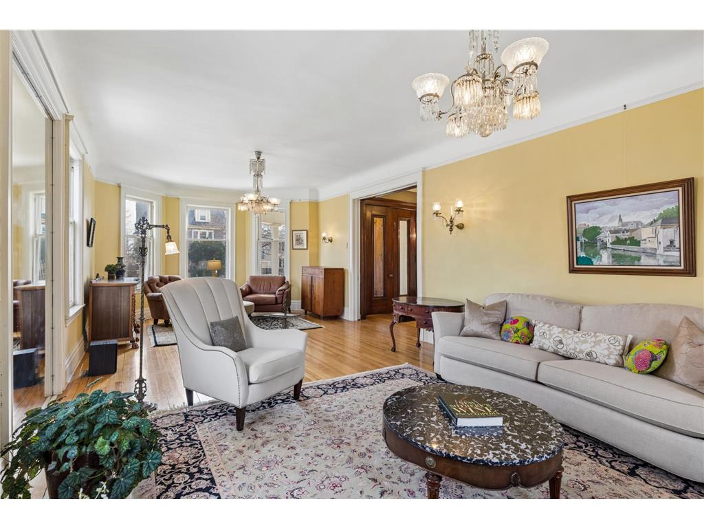 1900 Dupont Avenue S Minneapolis MN 55403 7037590 image12