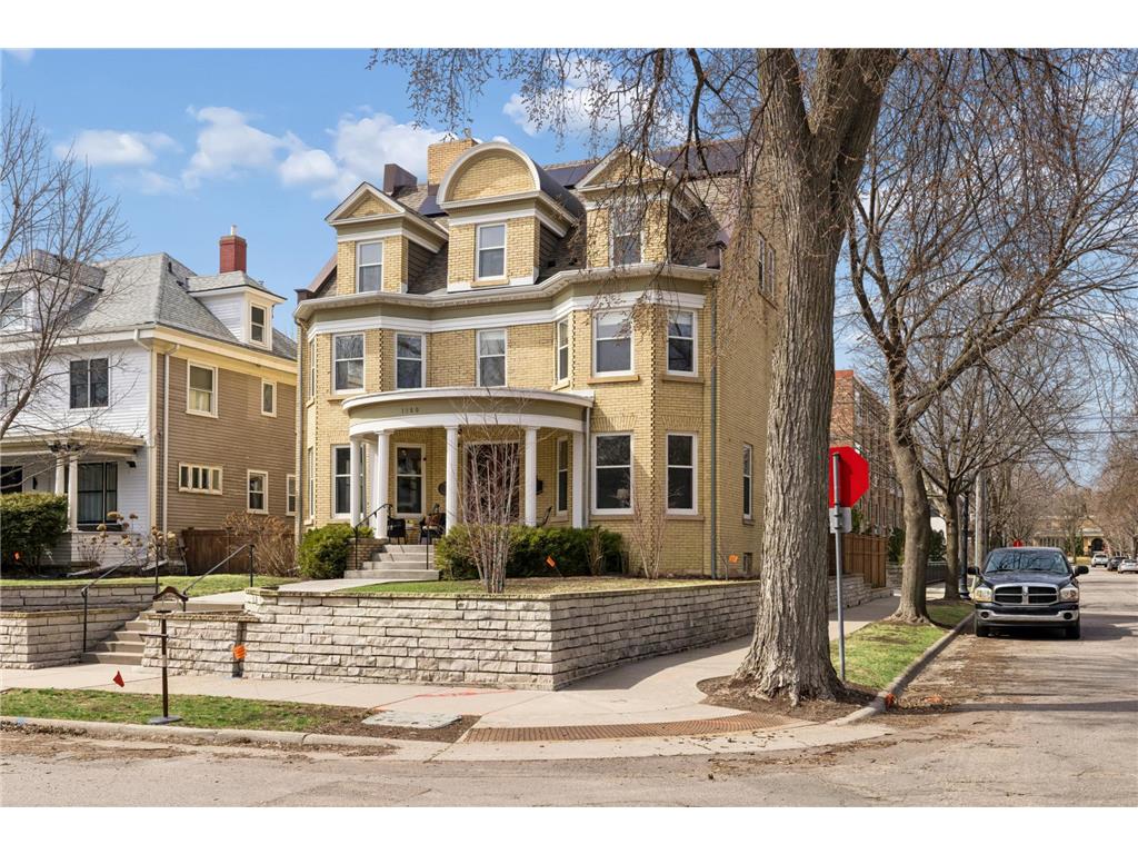 1900 Dupont Avenue S Minneapolis MN 55403 7037590 image3