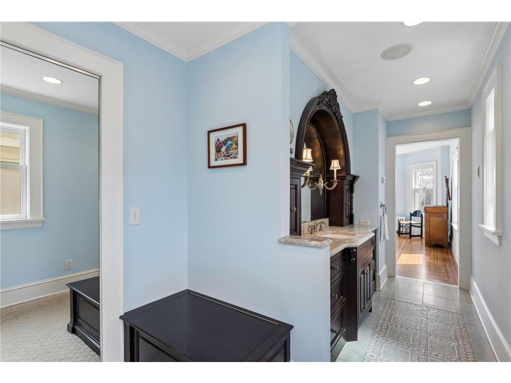 1900 Dupont Avenue S Minneapolis MN 55403 7037590 image37