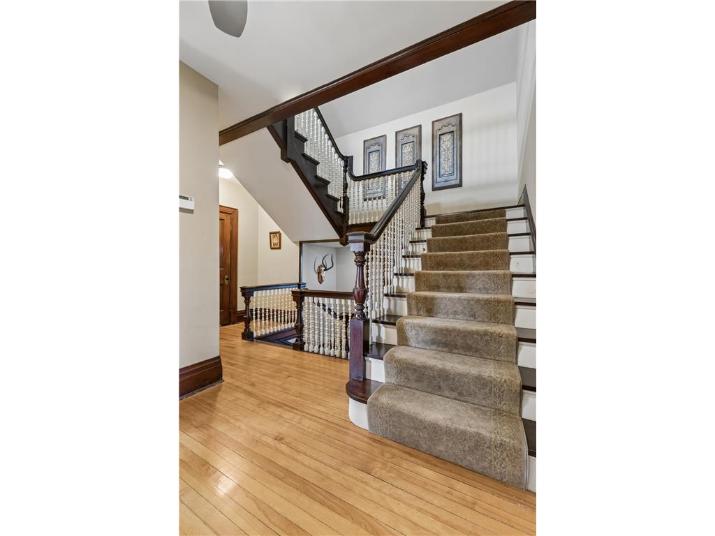 1900 Dupont Avenue S Minneapolis MN 55403 7037590 image47