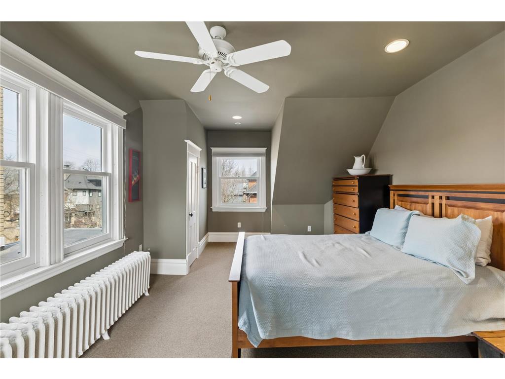 1900 Dupont Avenue S Minneapolis MN 55403 7037590 image55
